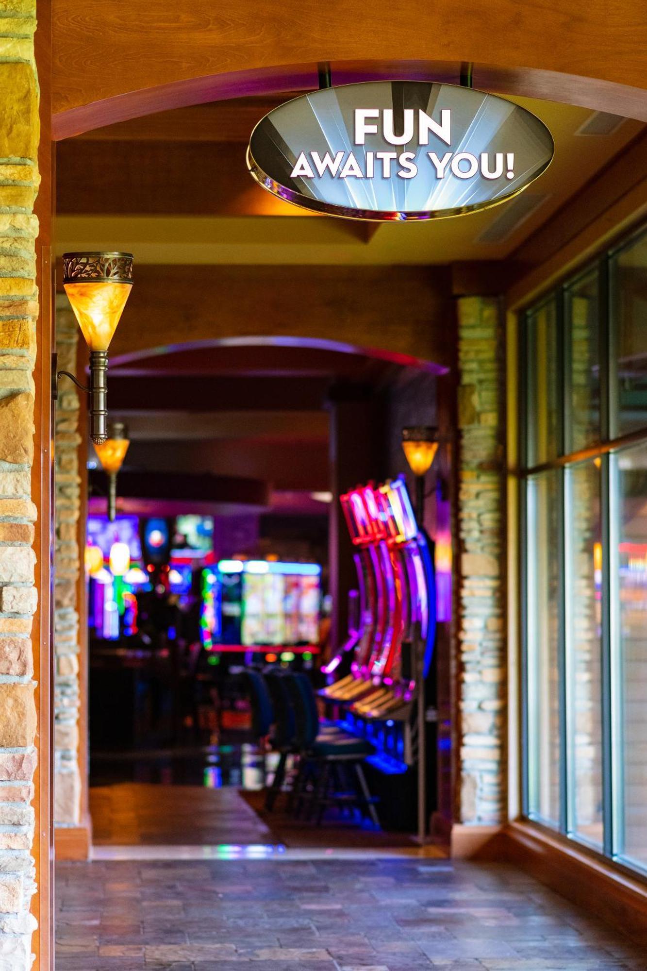 Silver Reef Casino Resort Ферндейл Экстерьер фото